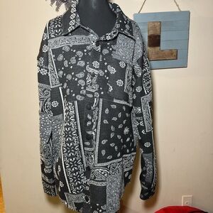 Zara Black and White Lightweight Shirt Jacket with Paisley Print